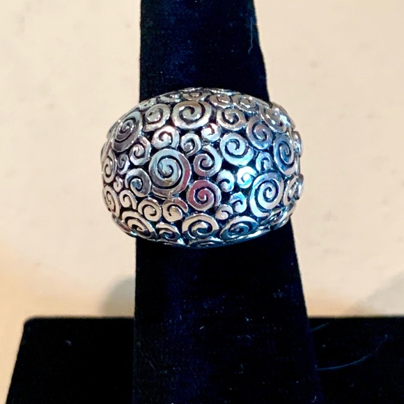 🔥NeW🔥 Artisan Crafted .925 Genuine Sterling Silver Dome Ring - Size 5✨✨✨ - Picture 4 of 9